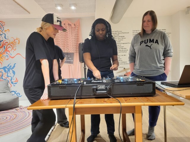 2024.DIG.YOU.QKX.NextGenDJ08 (Small).jpg