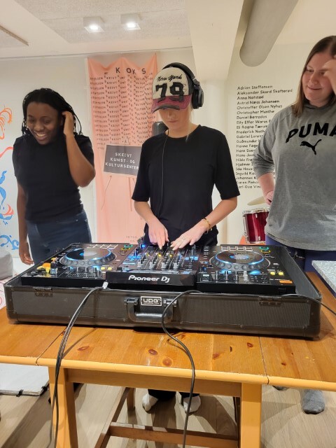 2024.DIG.YOU.QKX.NextGenDJ16 (Small).jpg