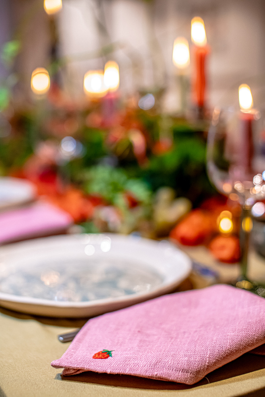 Foto av verket "At the table"