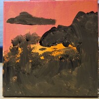 En sky og en del av bakken som lager en dinosaur som for mange mange år siden prøvde å få det til å se ut som om de spiser sola på et bilde som vennen dems tok