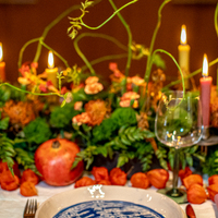 Foto av verket "At the table"
