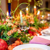 Foto av verket "At the table"